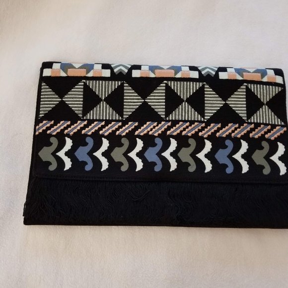 Stella Dot Taj Clutch - Aztec Print - New - Picture 2 of 9